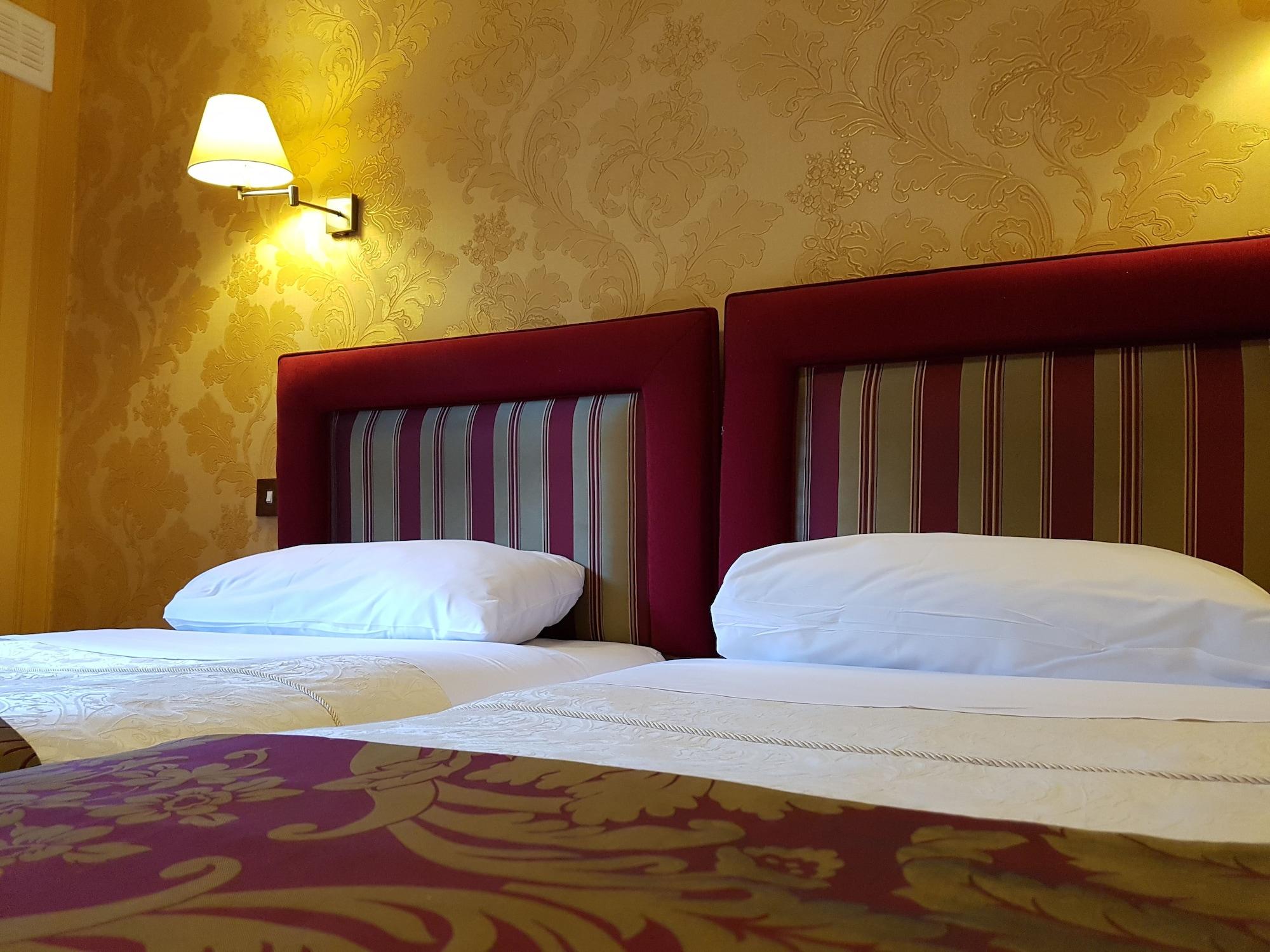 Buckatree Hall Hotel Telford Exteriör bild