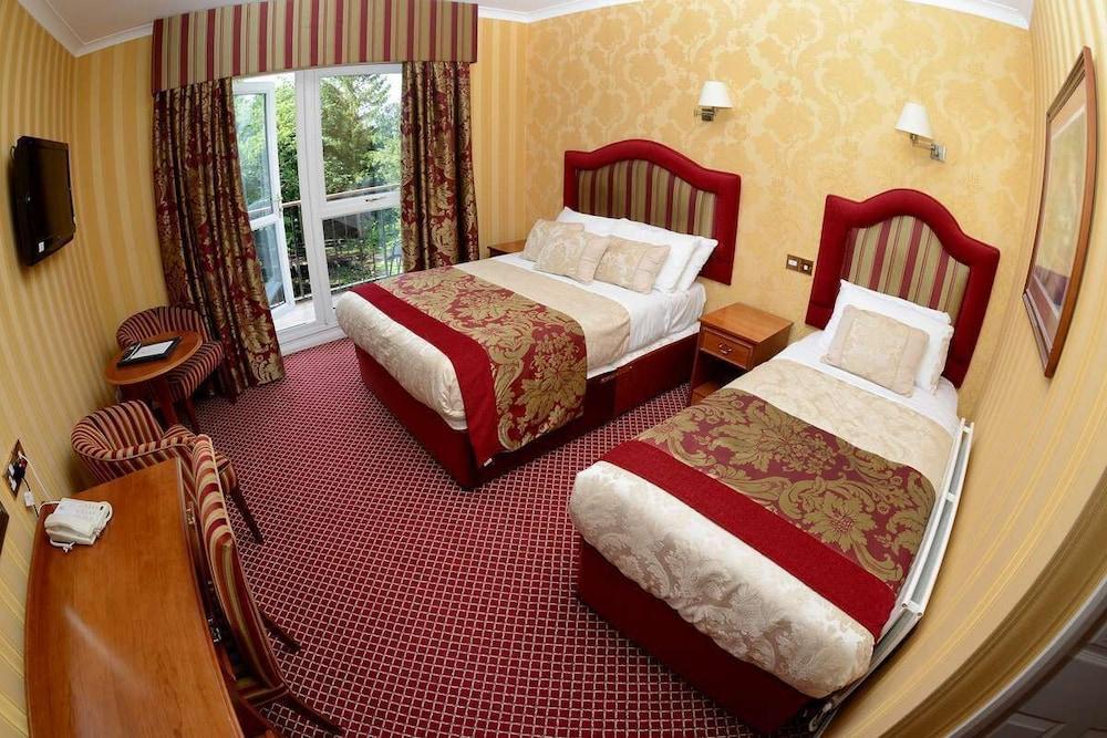 Buckatree Hall Hotel Telford Exteriör bild