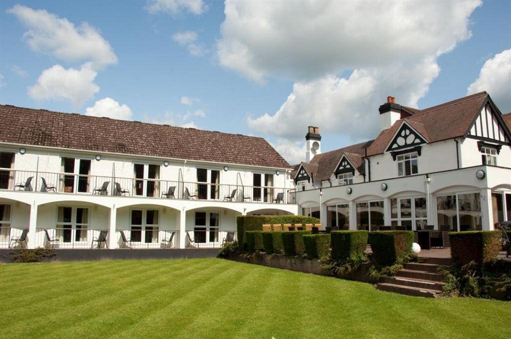 Buckatree Hall Hotel Telford Exteriör bild