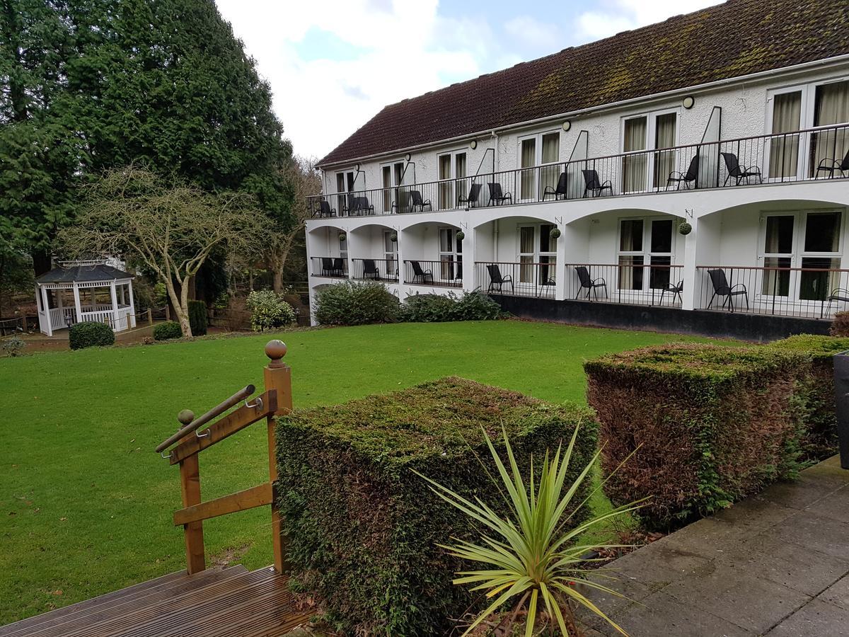 Buckatree Hall Hotel Telford Exteriör bild