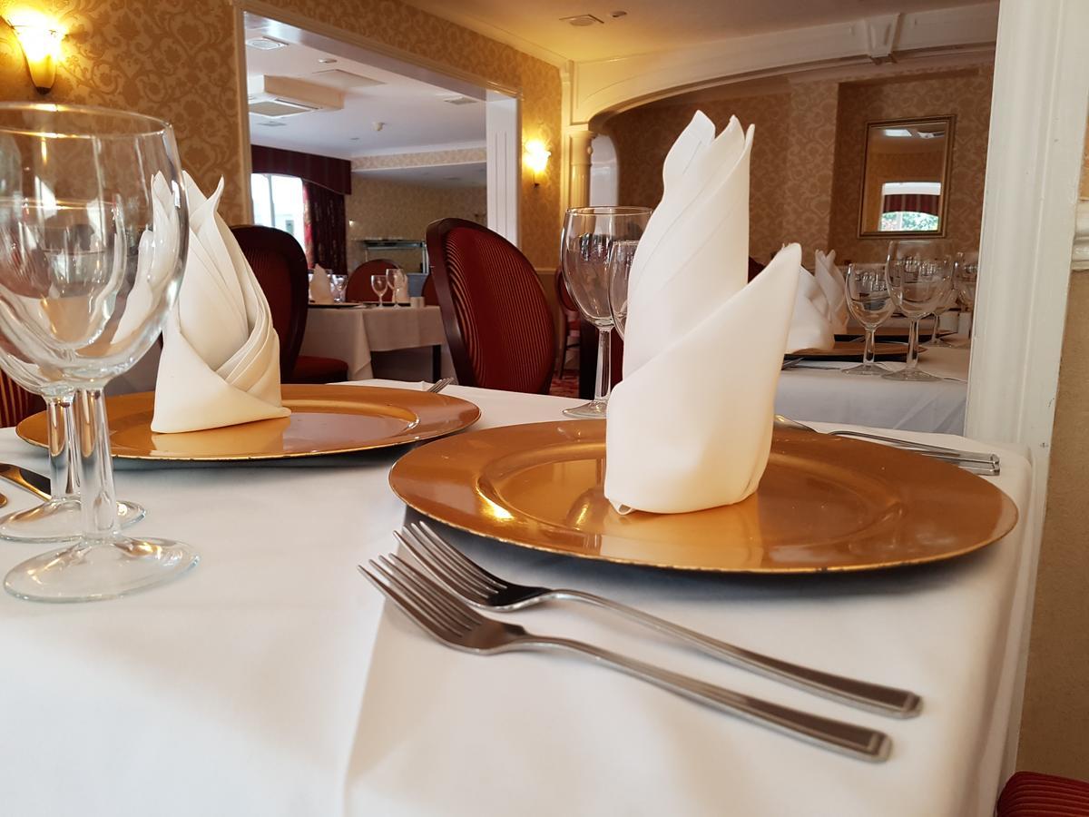 Buckatree Hall Hotel Telford Exteriör bild